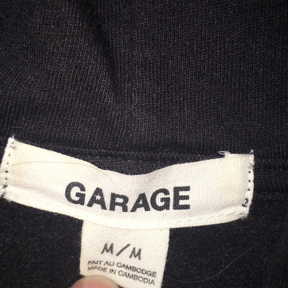 black garage hoodie - Picture 2 of 2